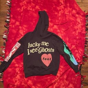 Lucky Me I See Ghosts hoodie L